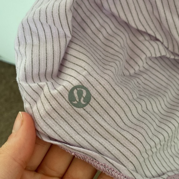 Lululemon workout tank - Picture 3 of 3